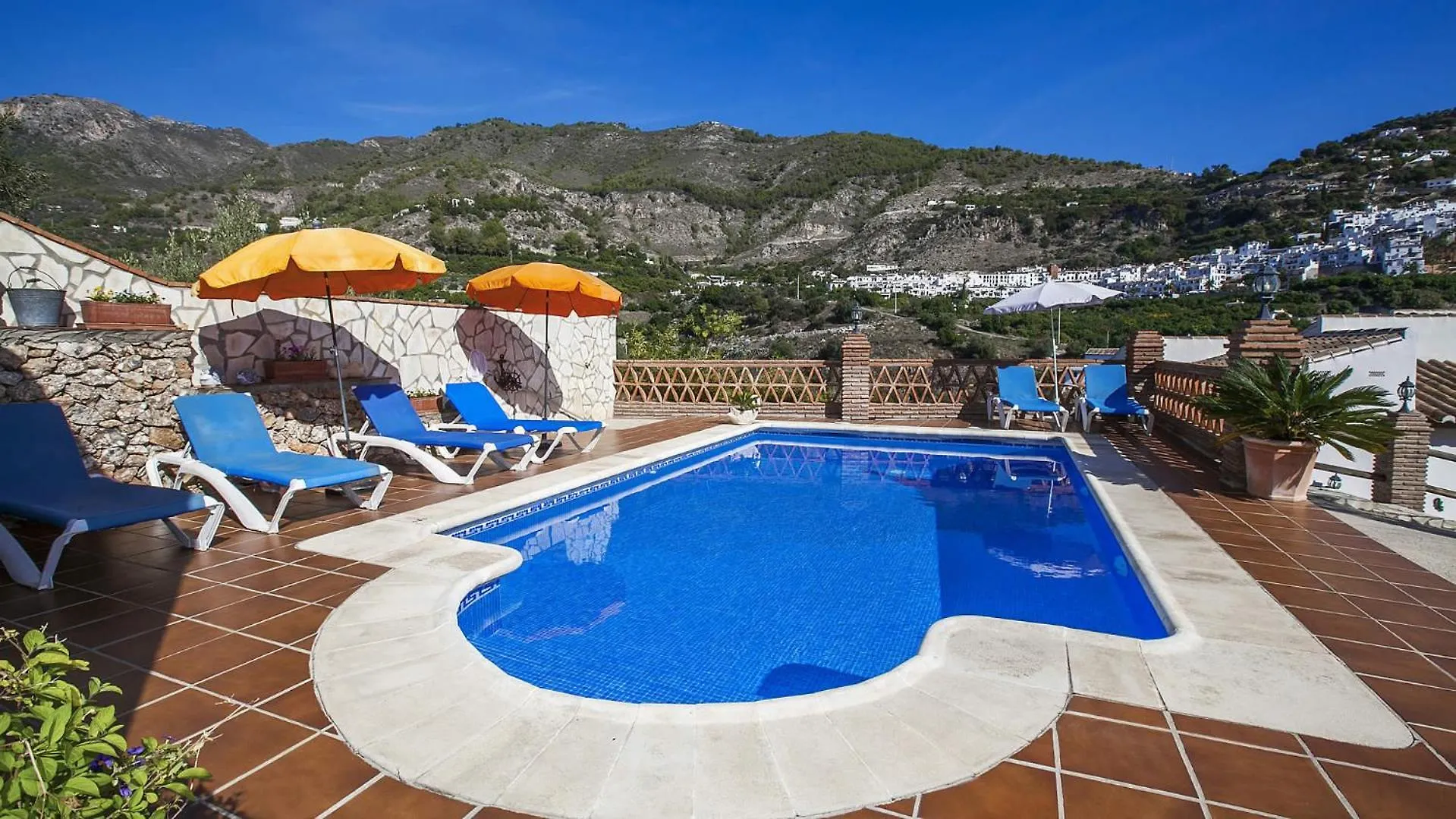 Villa Francisco Frigiliana 0*,